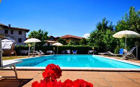 Hotel Meublè Tenesi